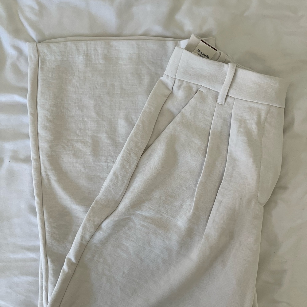 Abercrombie & Fitch Premium Crepe Tailored Ultra Wide Pants